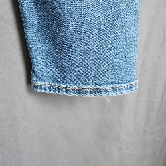 American Eagle Mom Stretch Jean, 8 short, womens - Picture 4 of 8